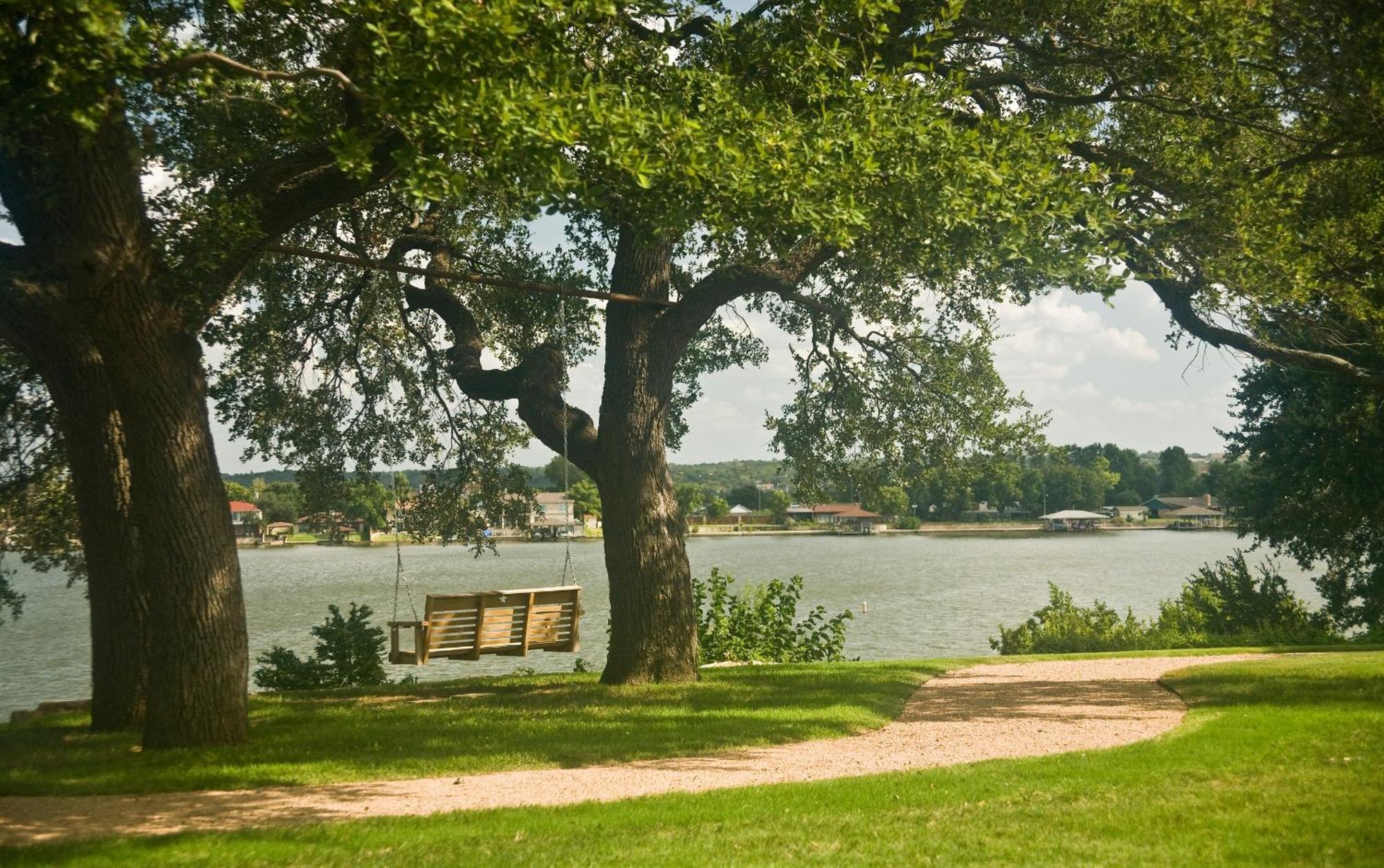 Inn On Lake Granbury Δωμάτιο φωτογραφία