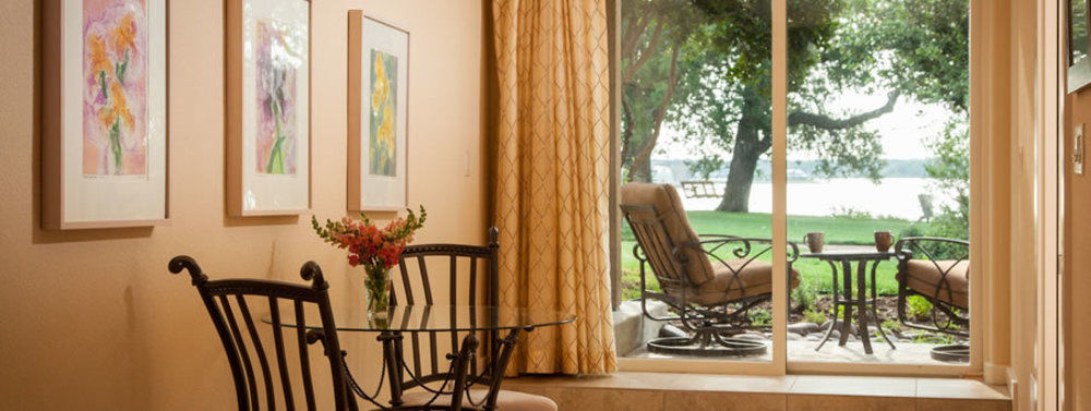 Inn On Lake Granbury Εξωτερικό φωτογραφία